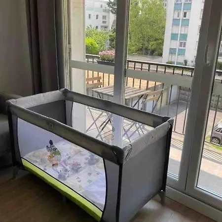 Airbnb To Remember شقة *